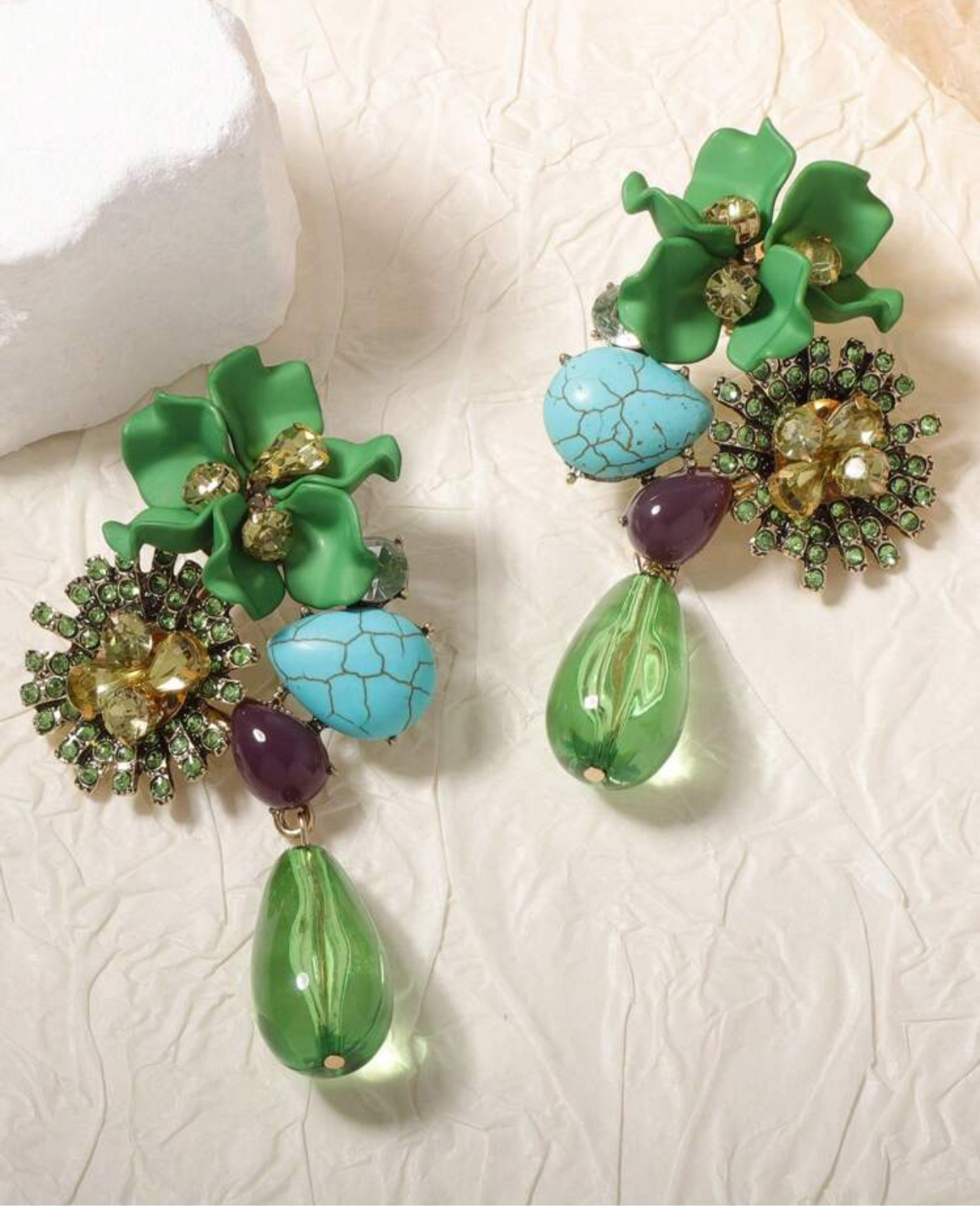 Vintage floral drops